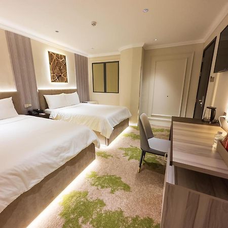 Phuoc Hung 3 Hotel Віньлонґ Екстер'єр фото