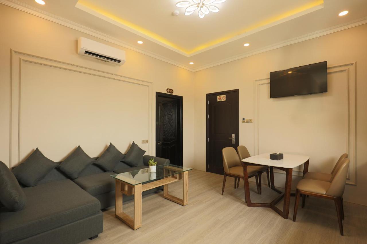 Phuoc Hung 3 Hotel Віньлонґ Екстер'єр фото