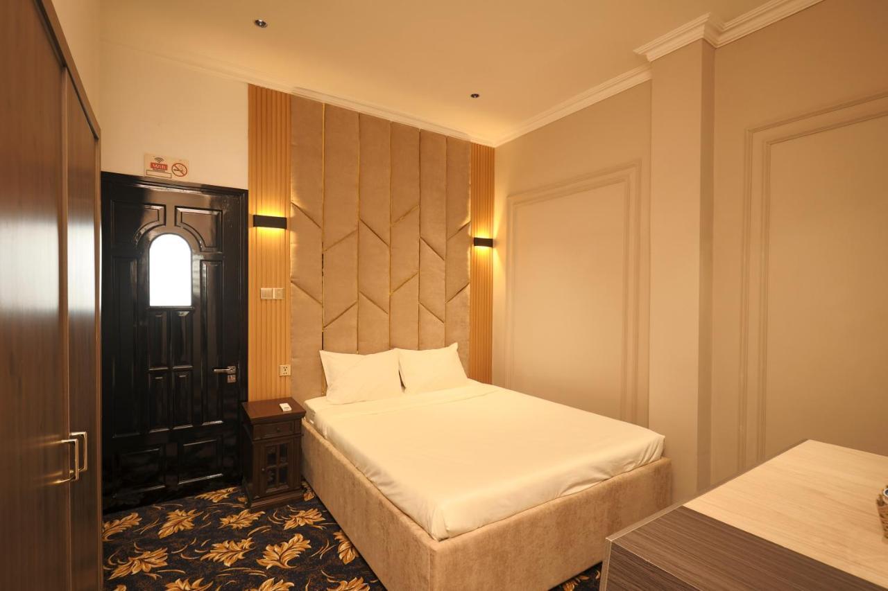 Phuoc Hung 3 Hotel Віньлонґ Екстер'єр фото