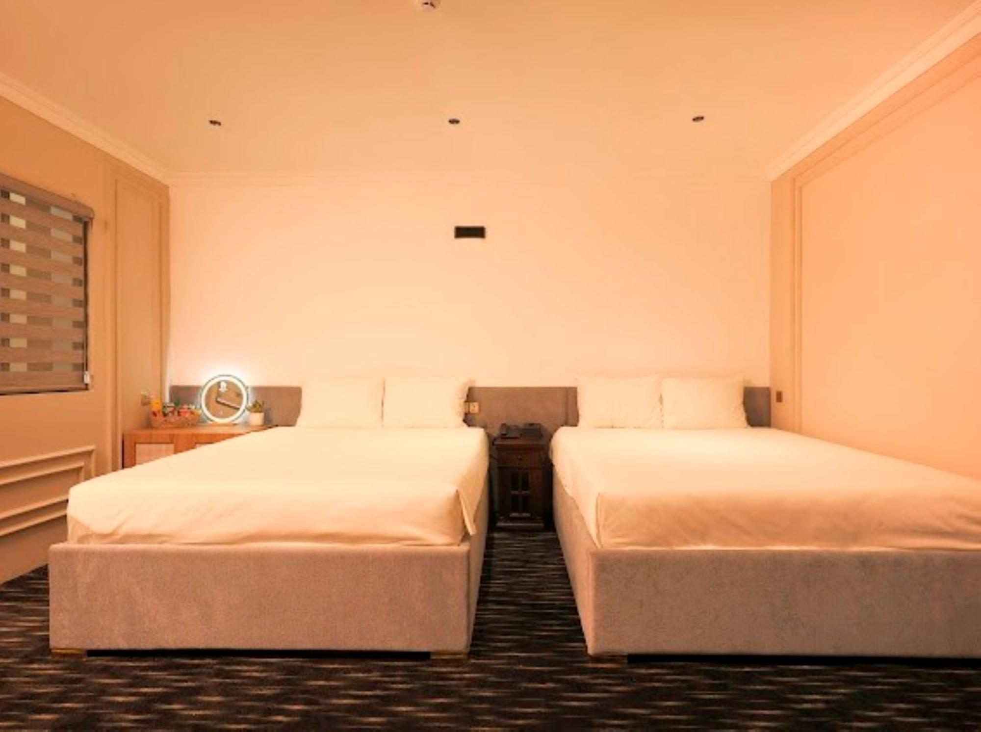 Phuoc Hung 3 Hotel Віньлонґ Екстер'єр фото