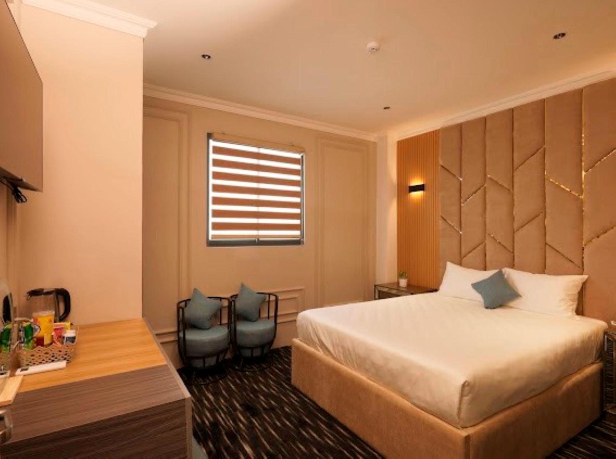 Phuoc Hung 3 Hotel Віньлонґ Екстер'єр фото